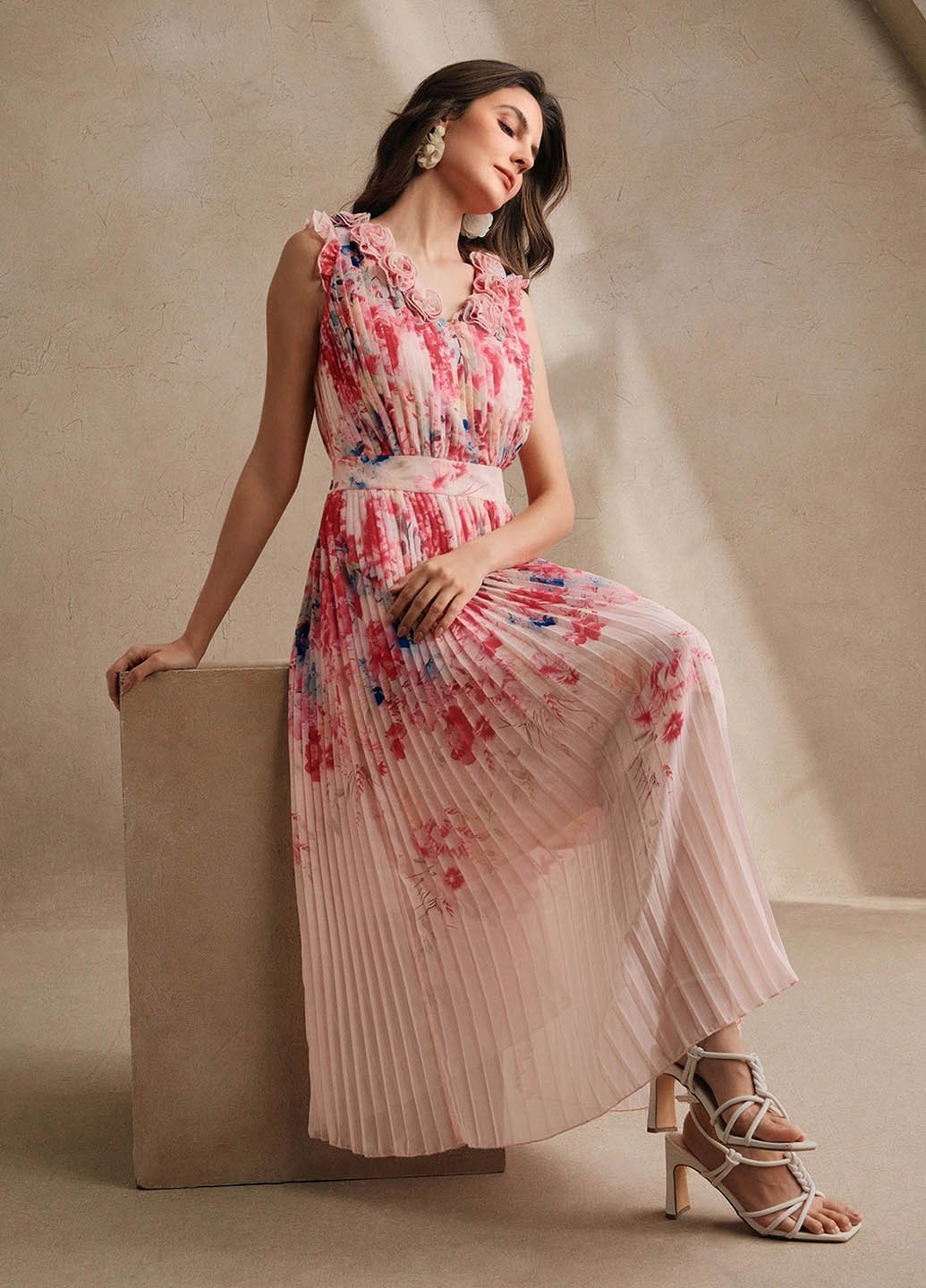 Розовое вечернее платье плиссированное SHEIN с цветочным принтом