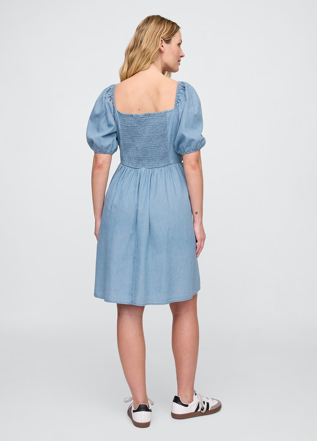 Голубое кэжуал платье в стиле ампир Gap однотонное
