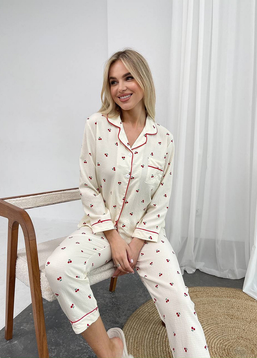 Молочна всесезон піжама (сорочка, штани) сорочка + брюки NOVA VEGA
