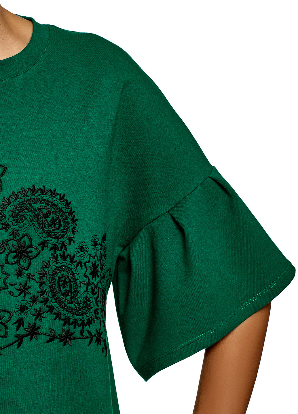 Зеленое кэжуал платье Oodji с орнаментом