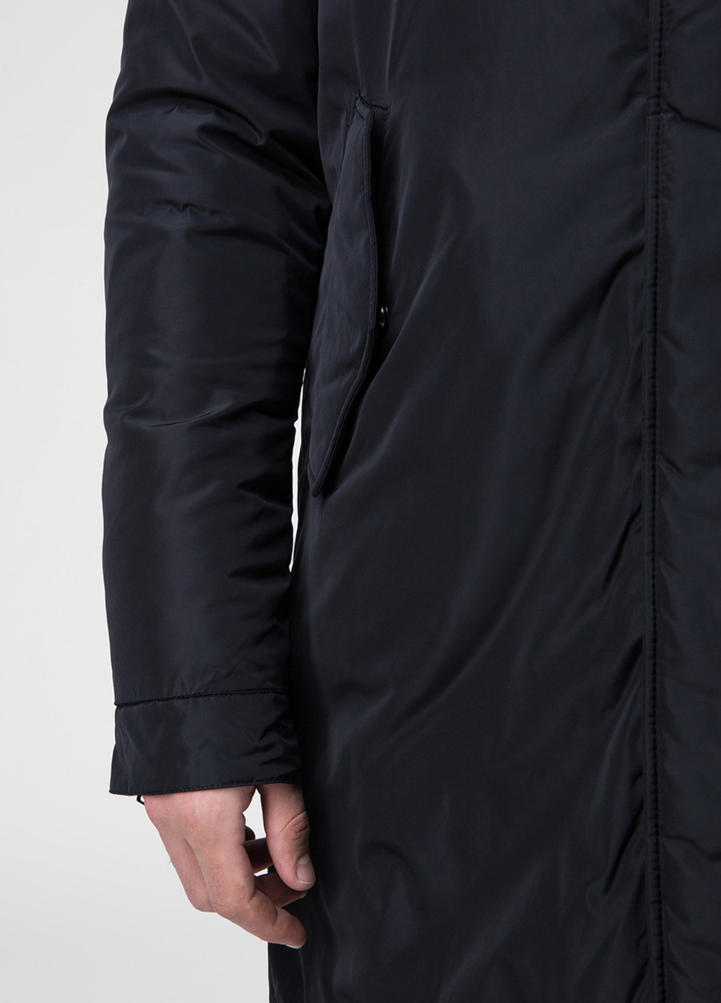 Чорна зимня куртка Preppy