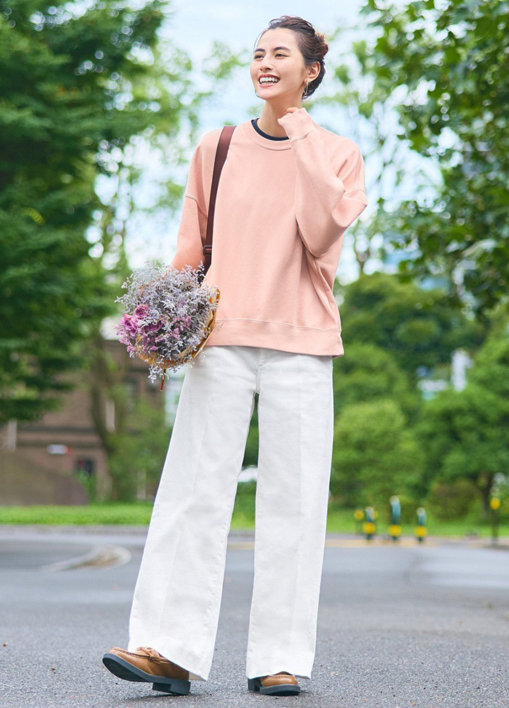 Світло-рожевий світшот Uniqlo однотонний без декору (320668692)