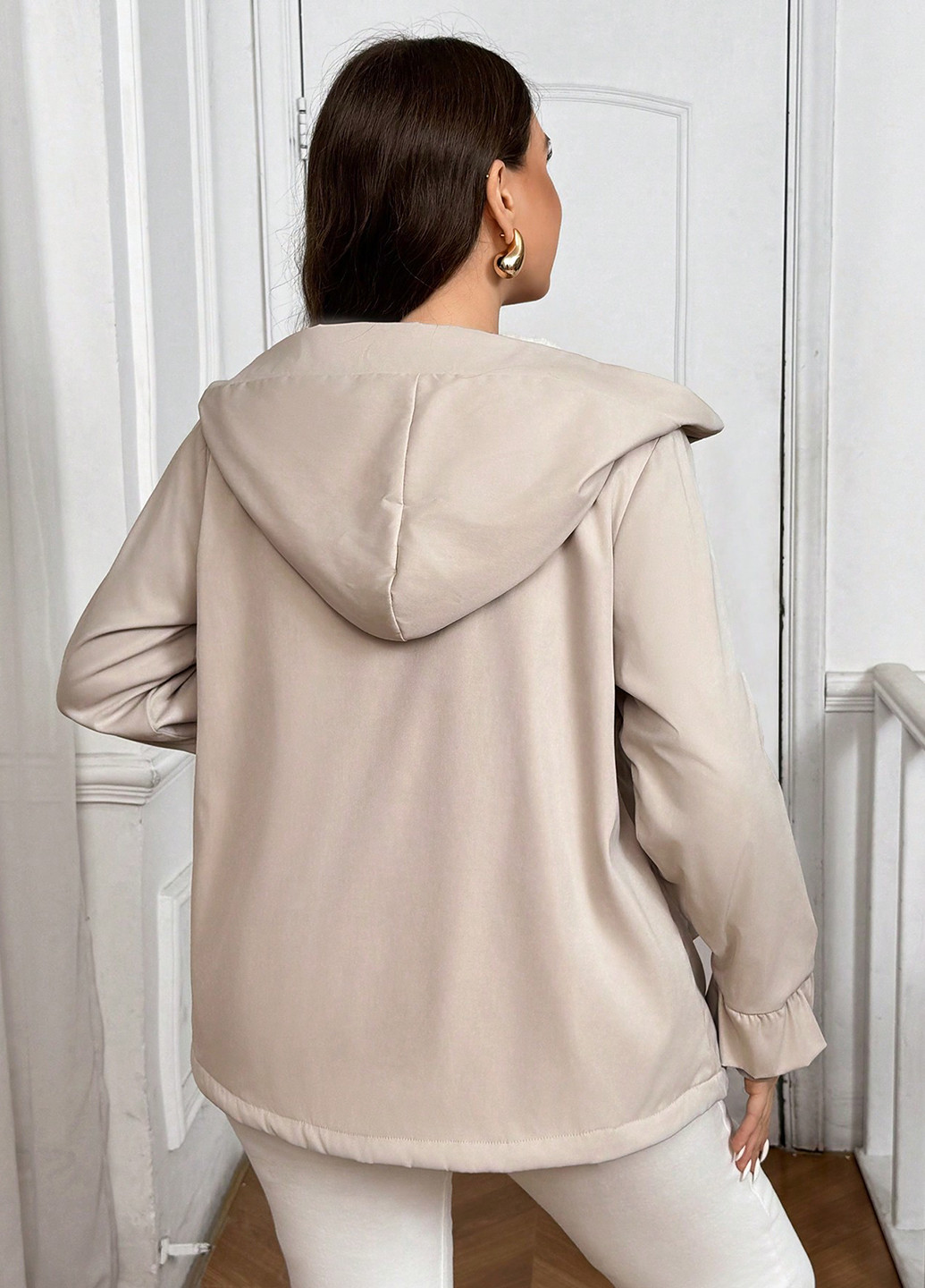 Світло-бежева демісезонна куртка SHEIN