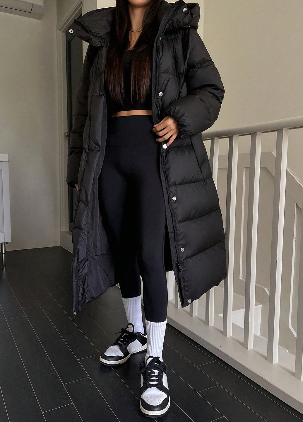 Черная зимняя куртка SHEIN