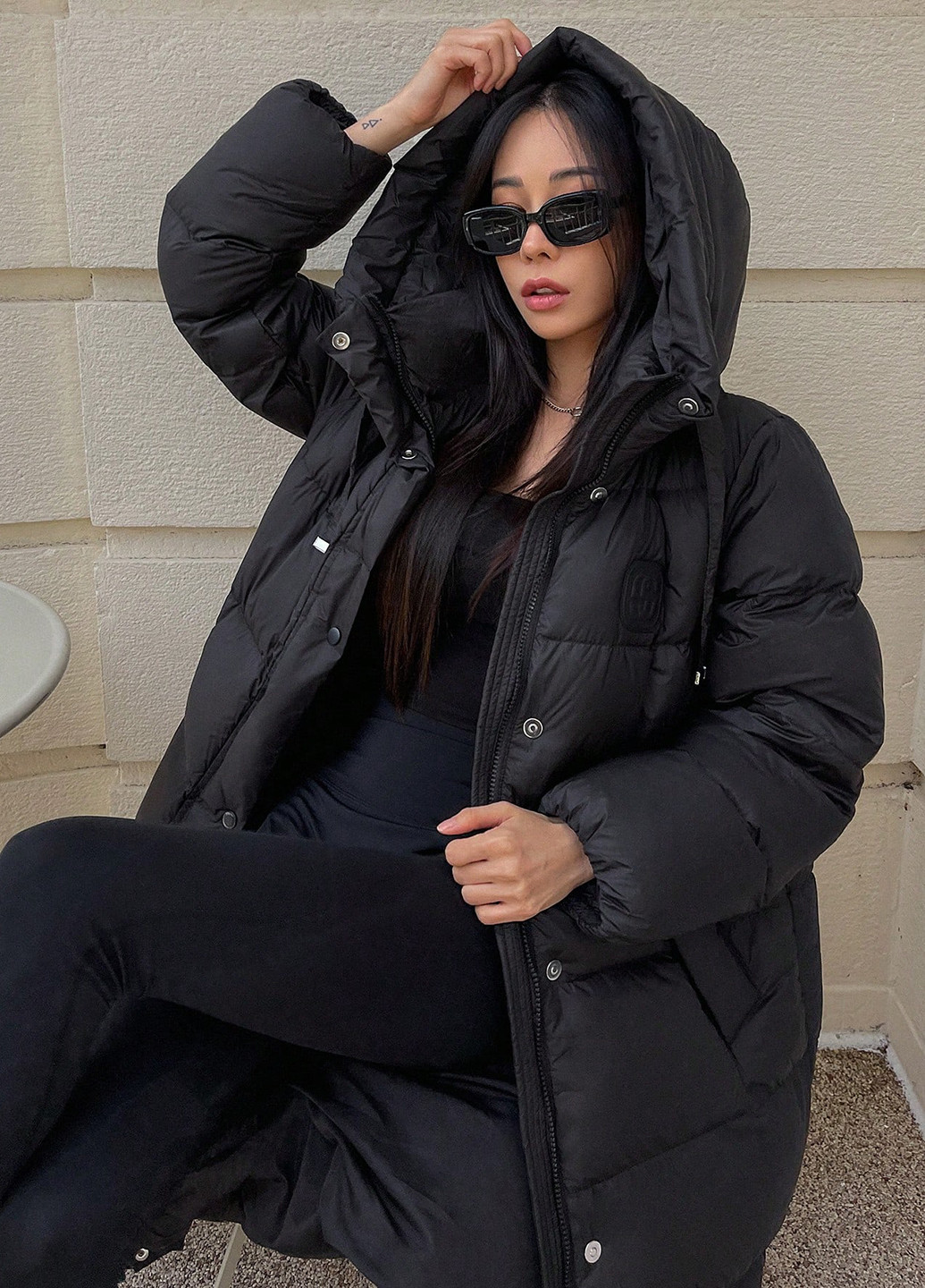 Черная зимняя куртка SHEIN
