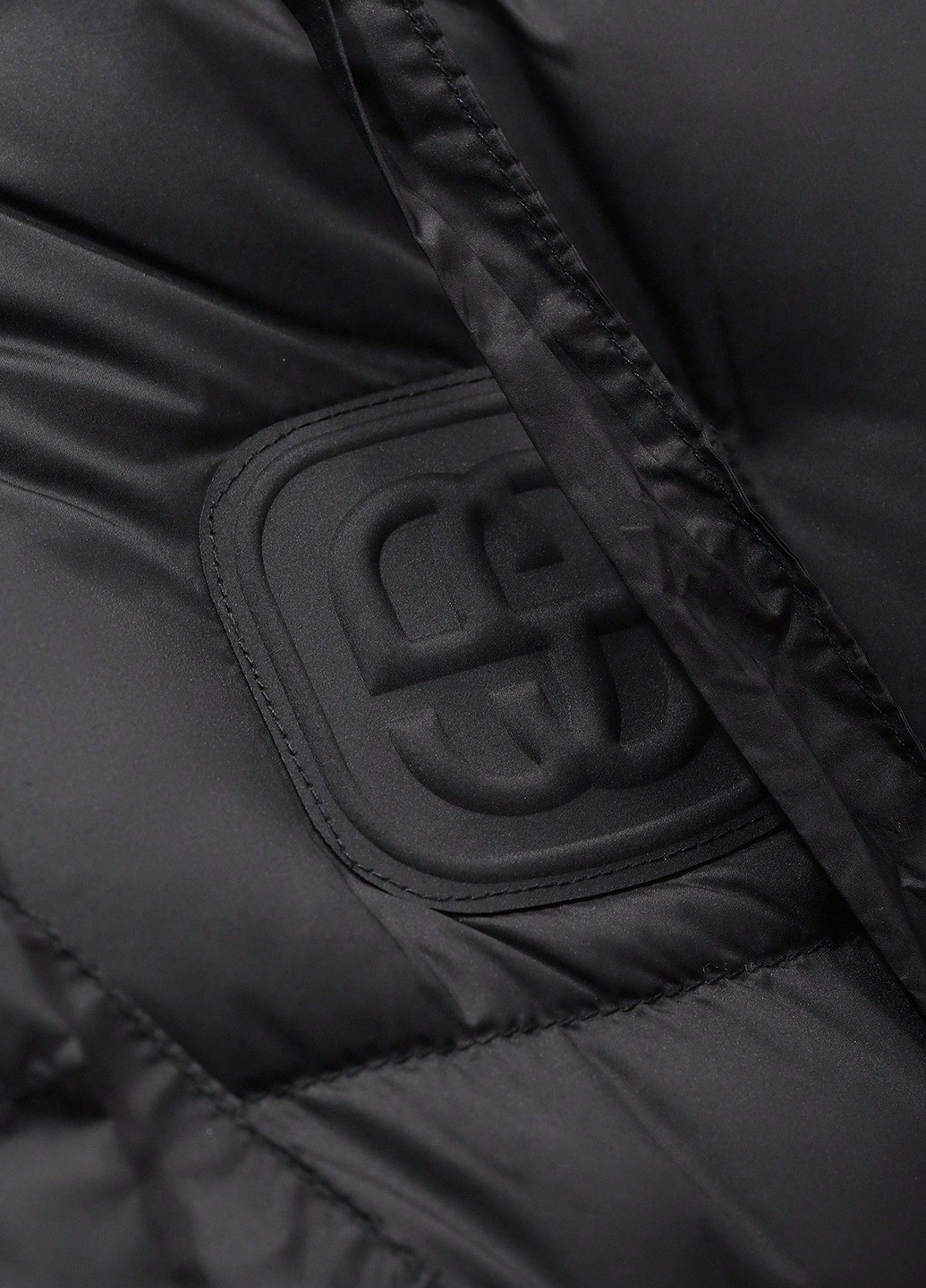 Черная зимняя куртка SHEIN