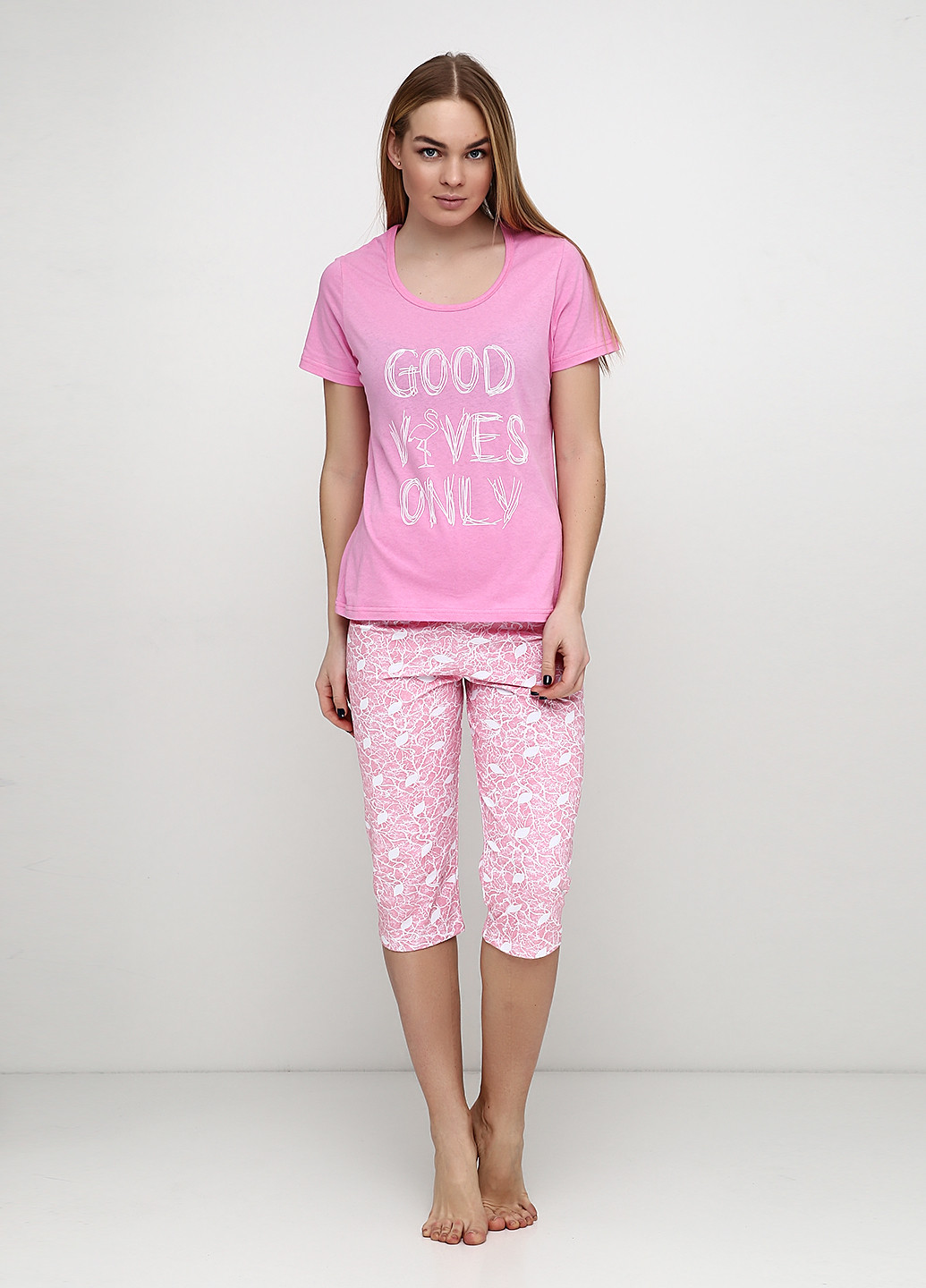 Розово-лиловый демисезонный комплект (футболка, капри) Фабрика наш одяг