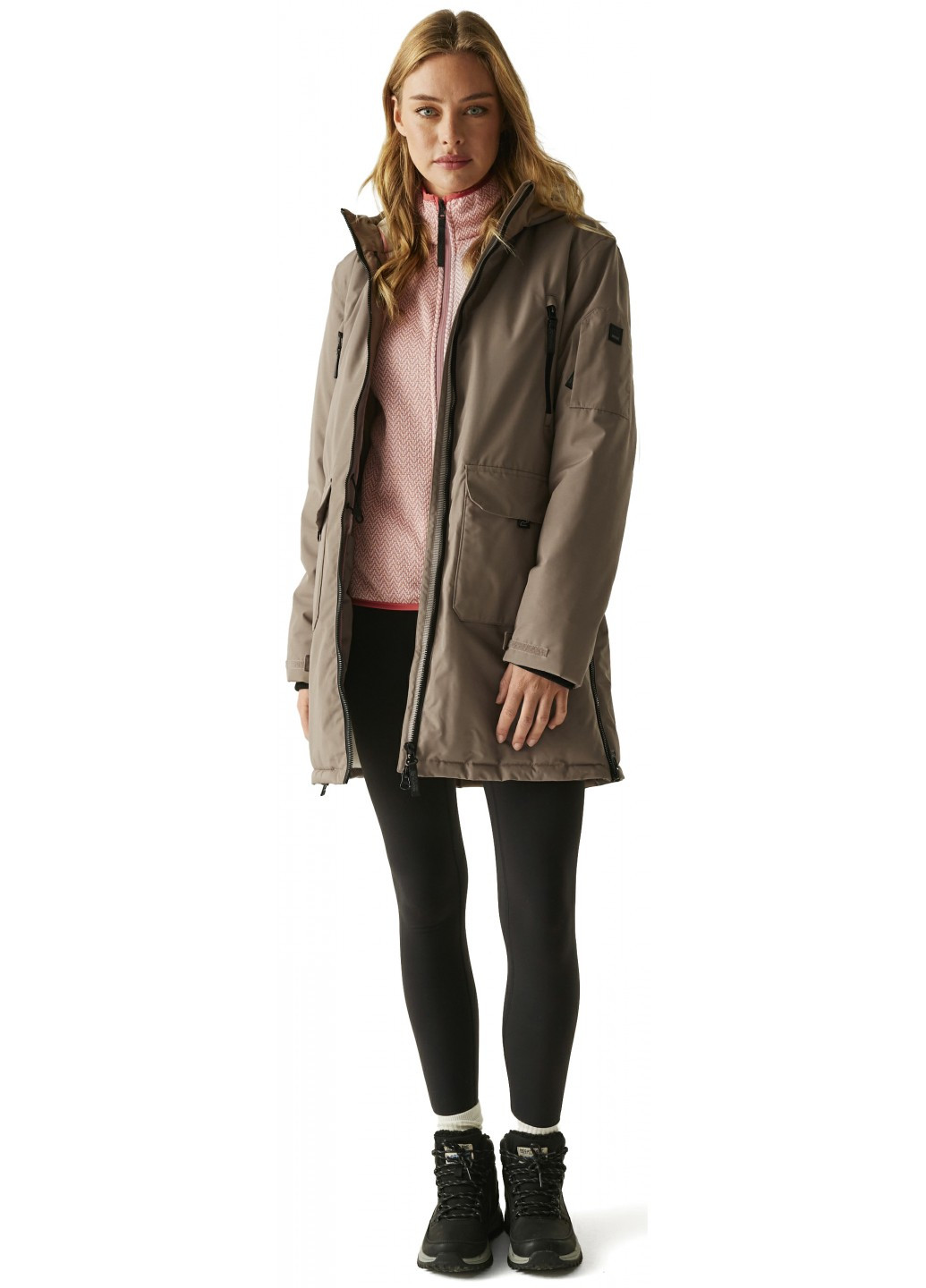 Бежевая зимняя куртка Regatta Gwynn