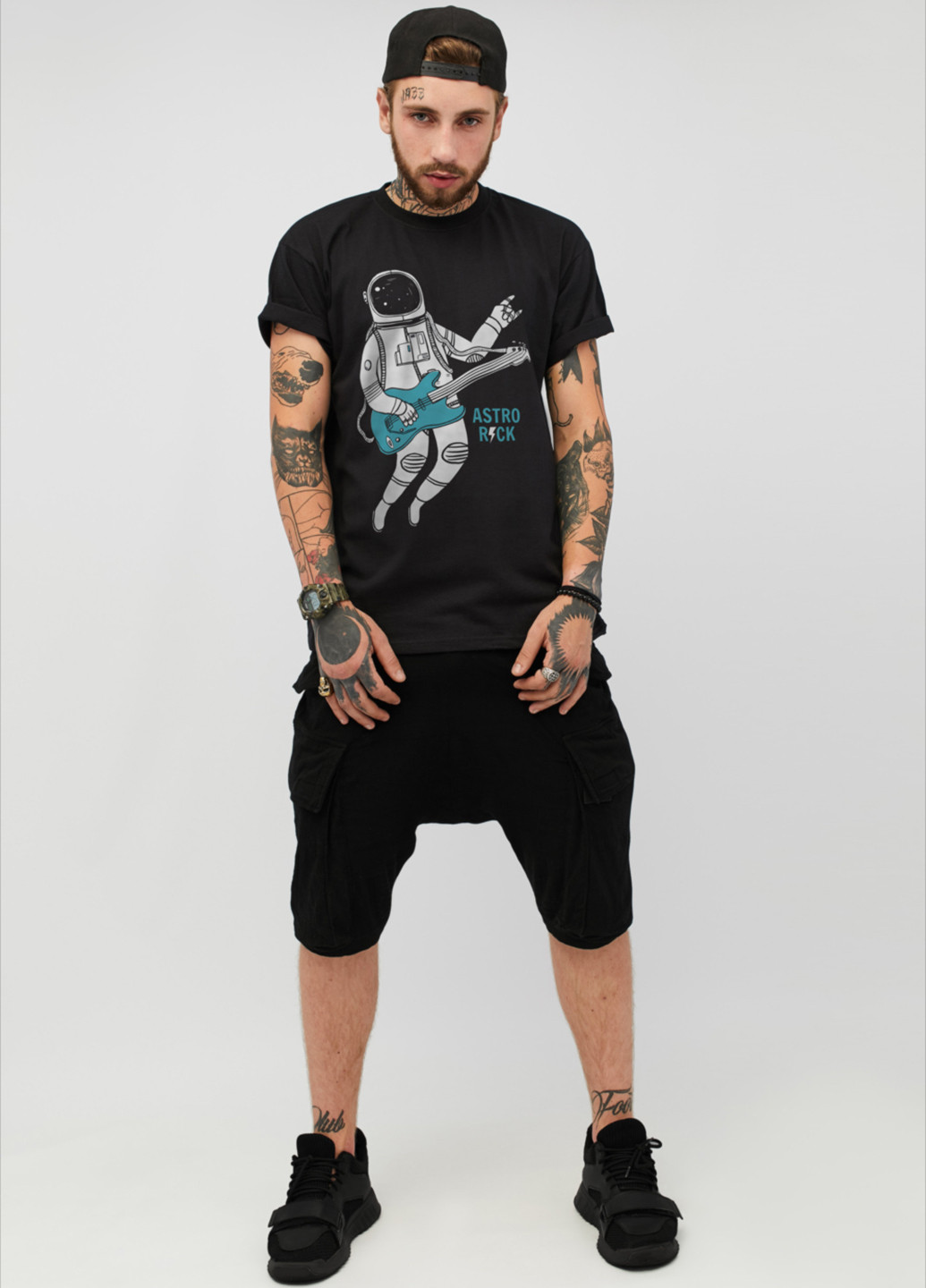 Чорна футболка YAPPI