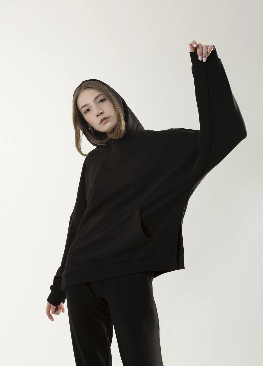 Худі жіноче "Slit" Oversize чорний Intruder (229691490)