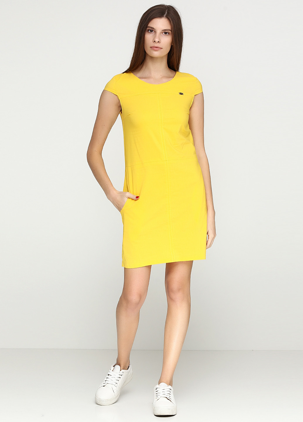 Желтое кэжуал платье Romstyle однотонное