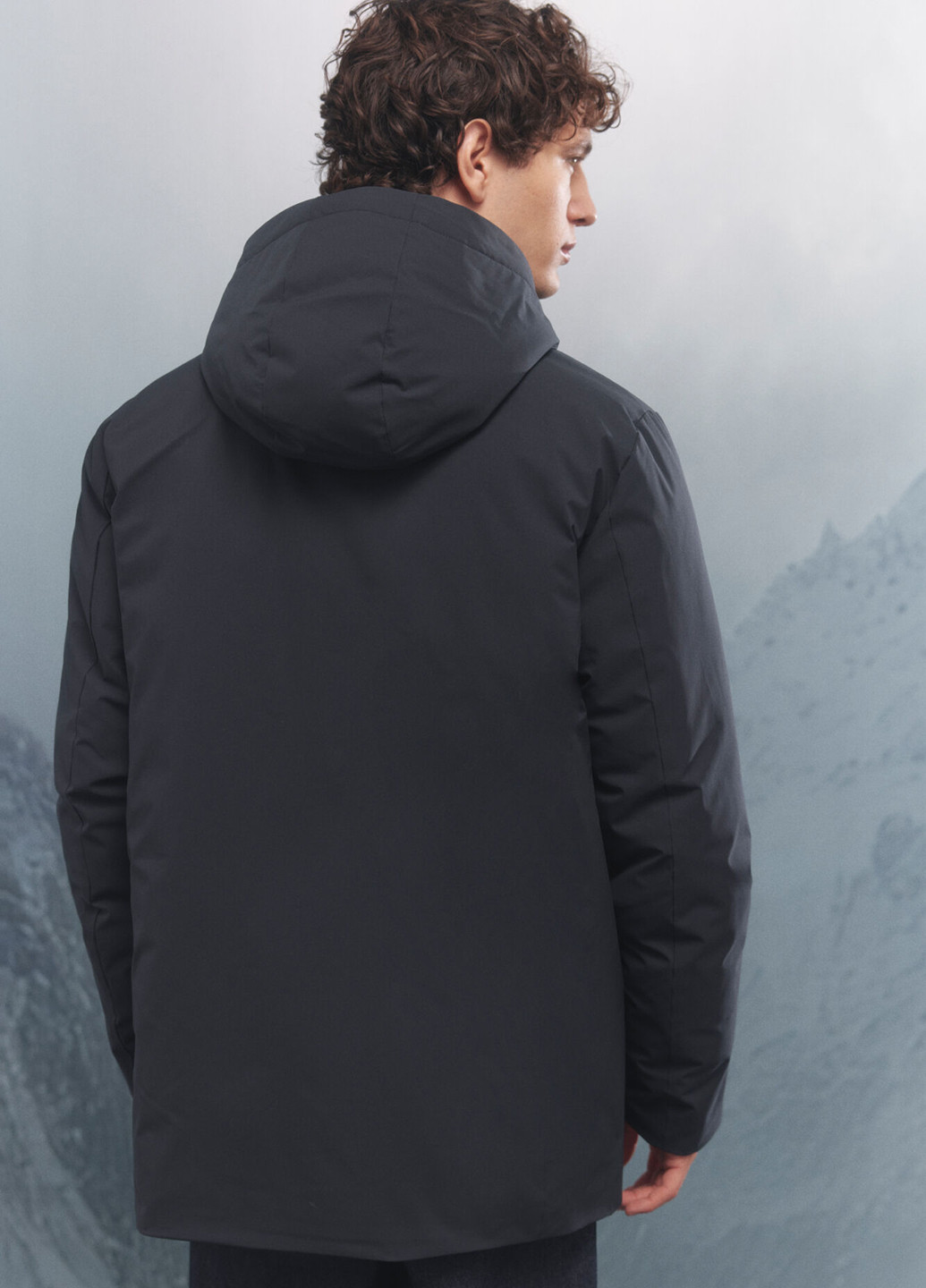 Темно-синя зимня куртка Springfield