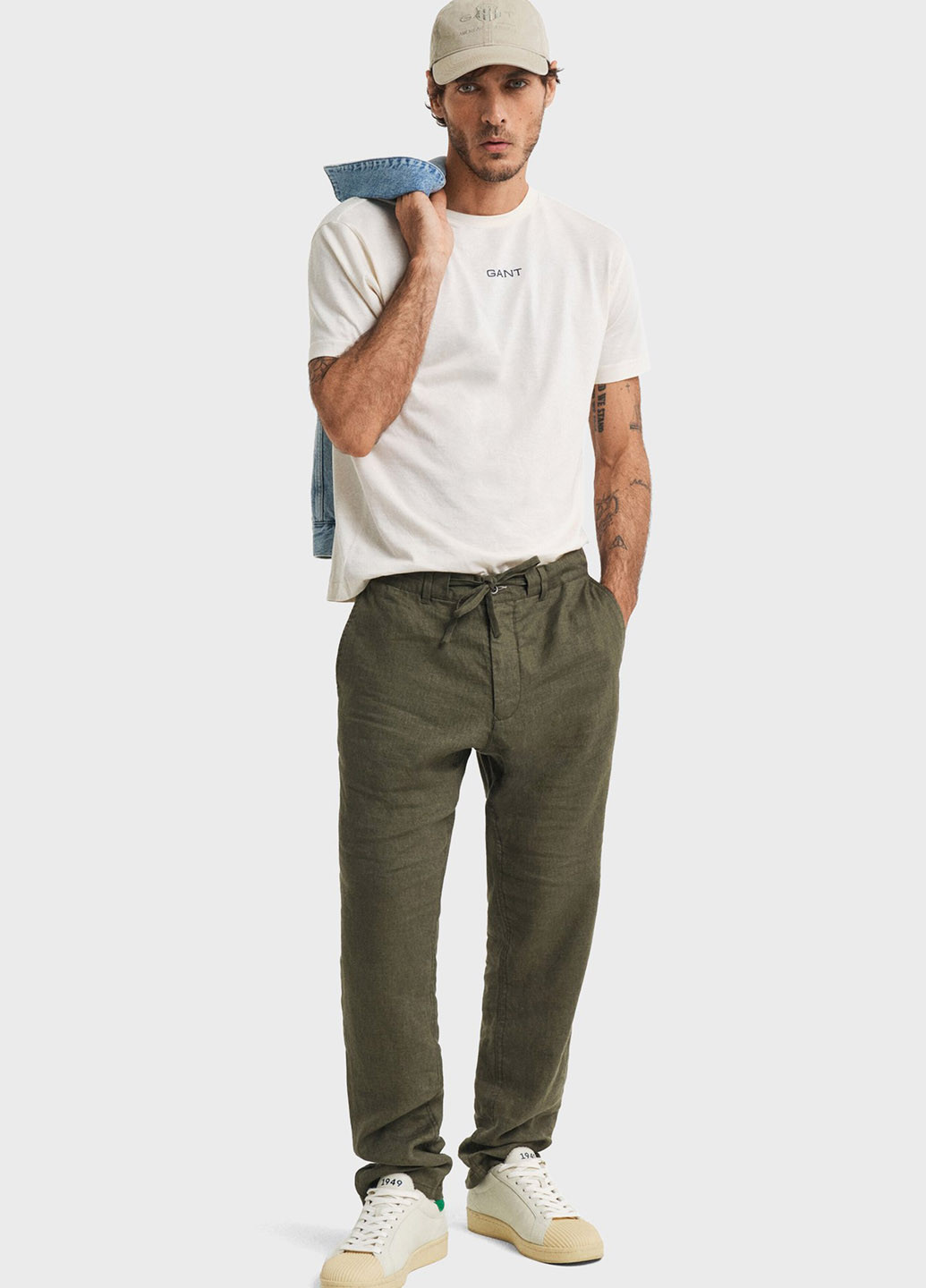 Хаки кэжуал летние зауженные брюки Gant