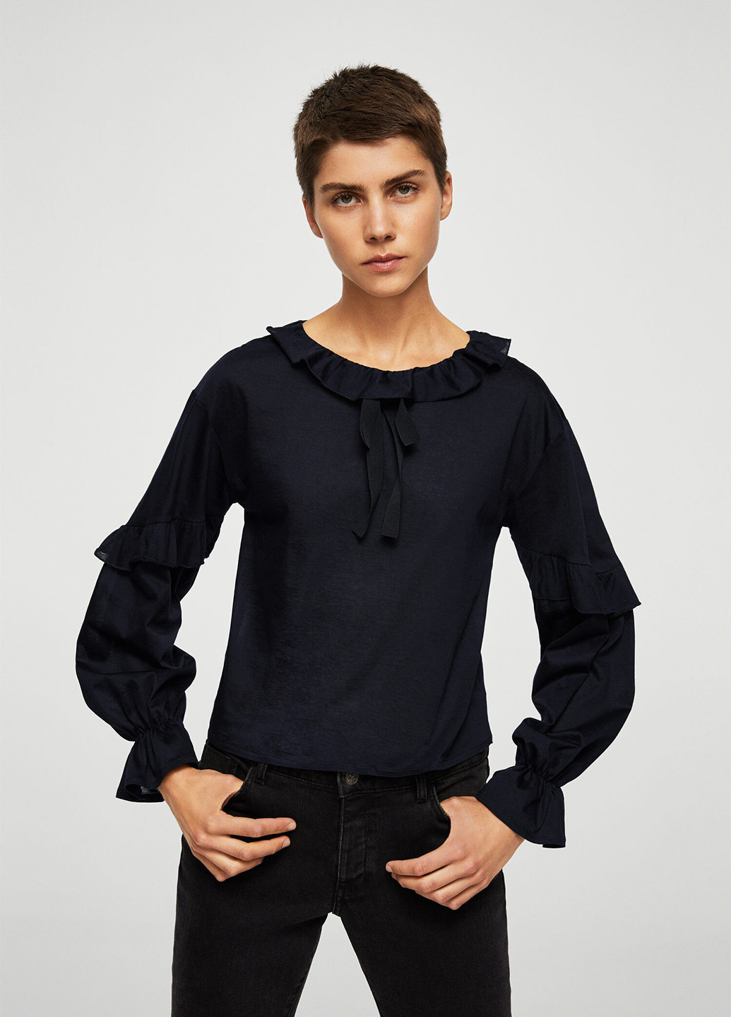 Тёмно-синяя блуза Mango