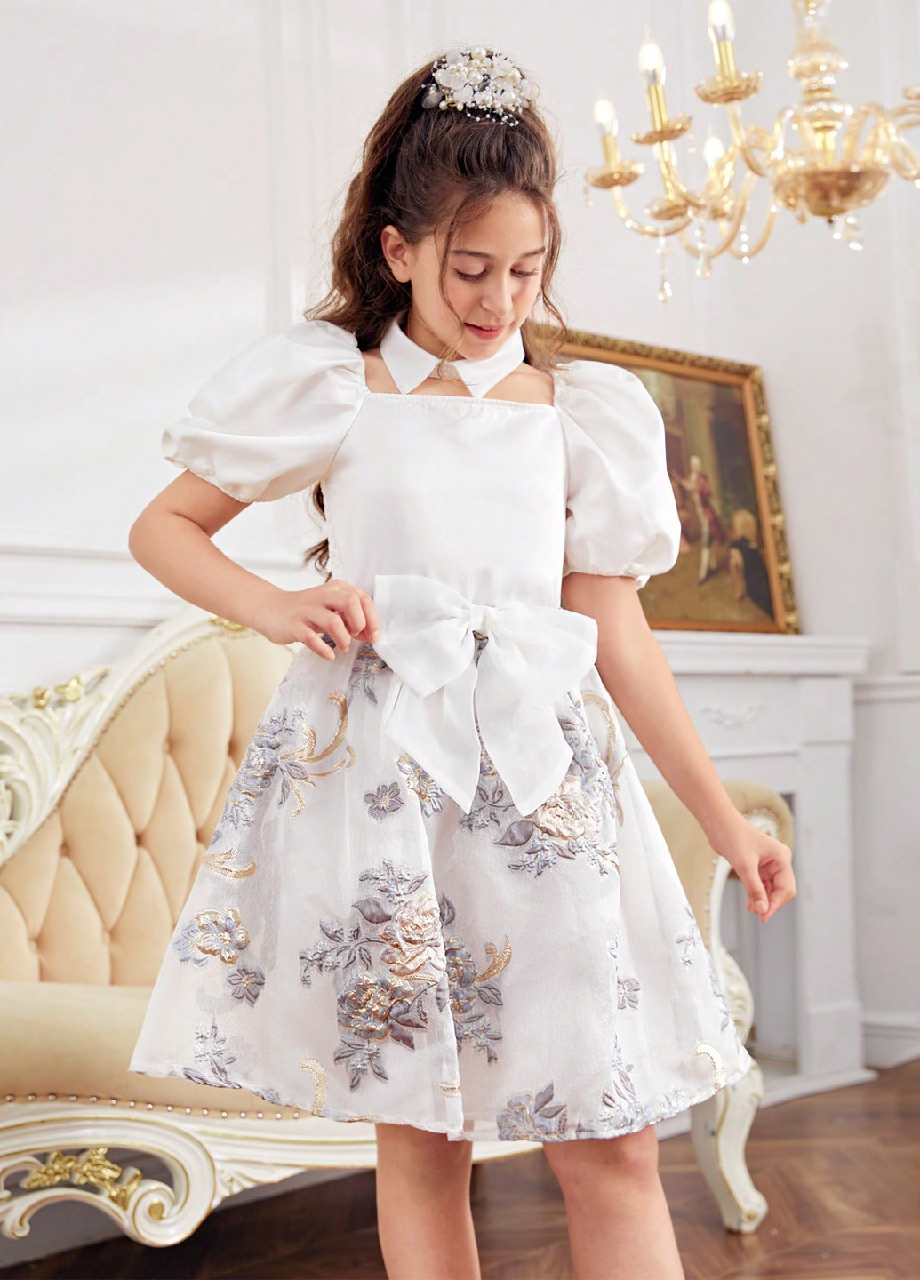 Белая праздничный цветочной расцветки юбка SHEIN клешированная