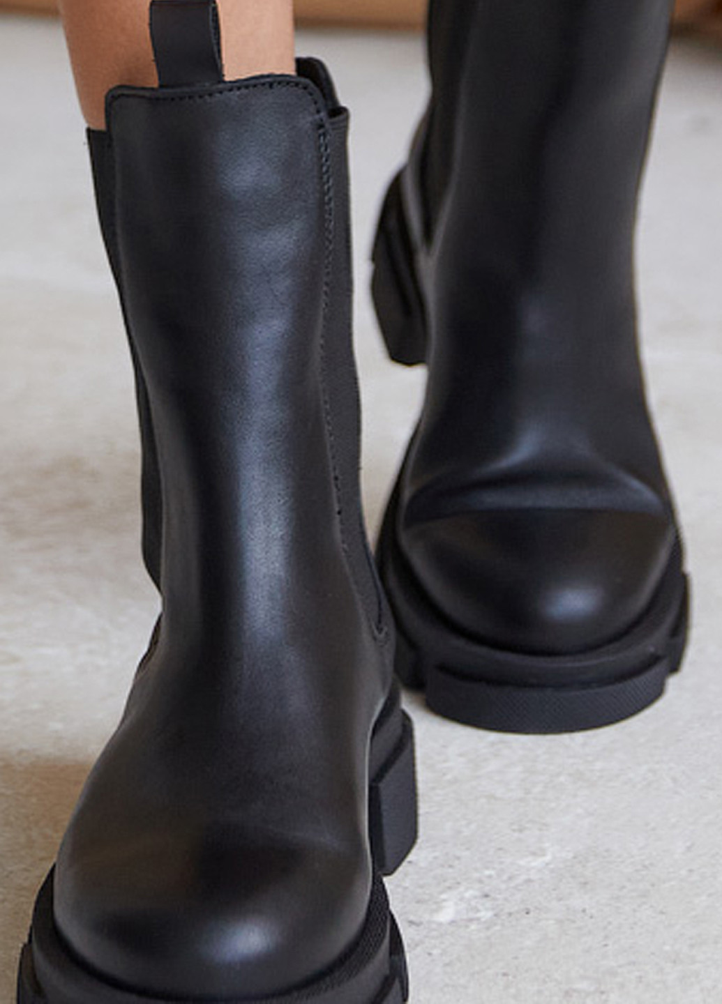 Осенние черные кожаные ботинки на массивной подошве челси SL.IRA