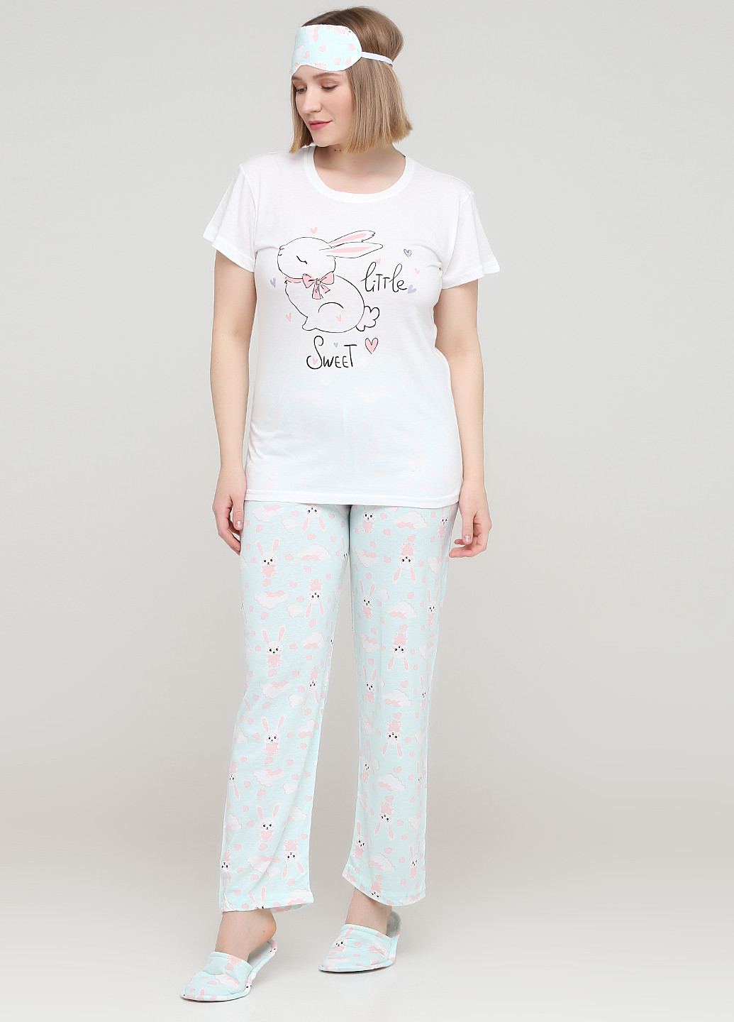 Светло-голубая всесезон пижама (футболка, брюки, маска для сна, тапочки) футболка + брюки Mirano