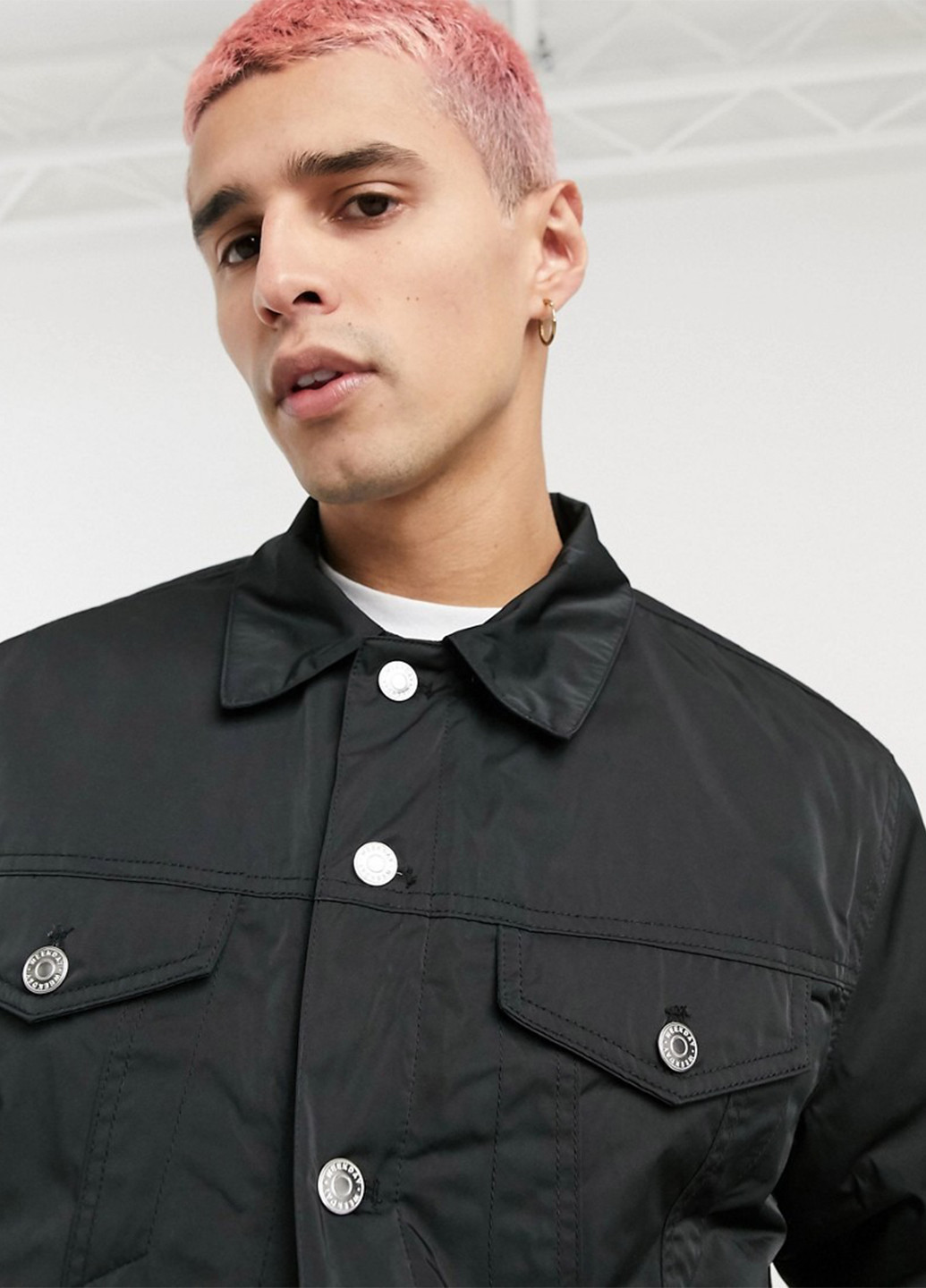 Черная демисезонная куртка Weekday