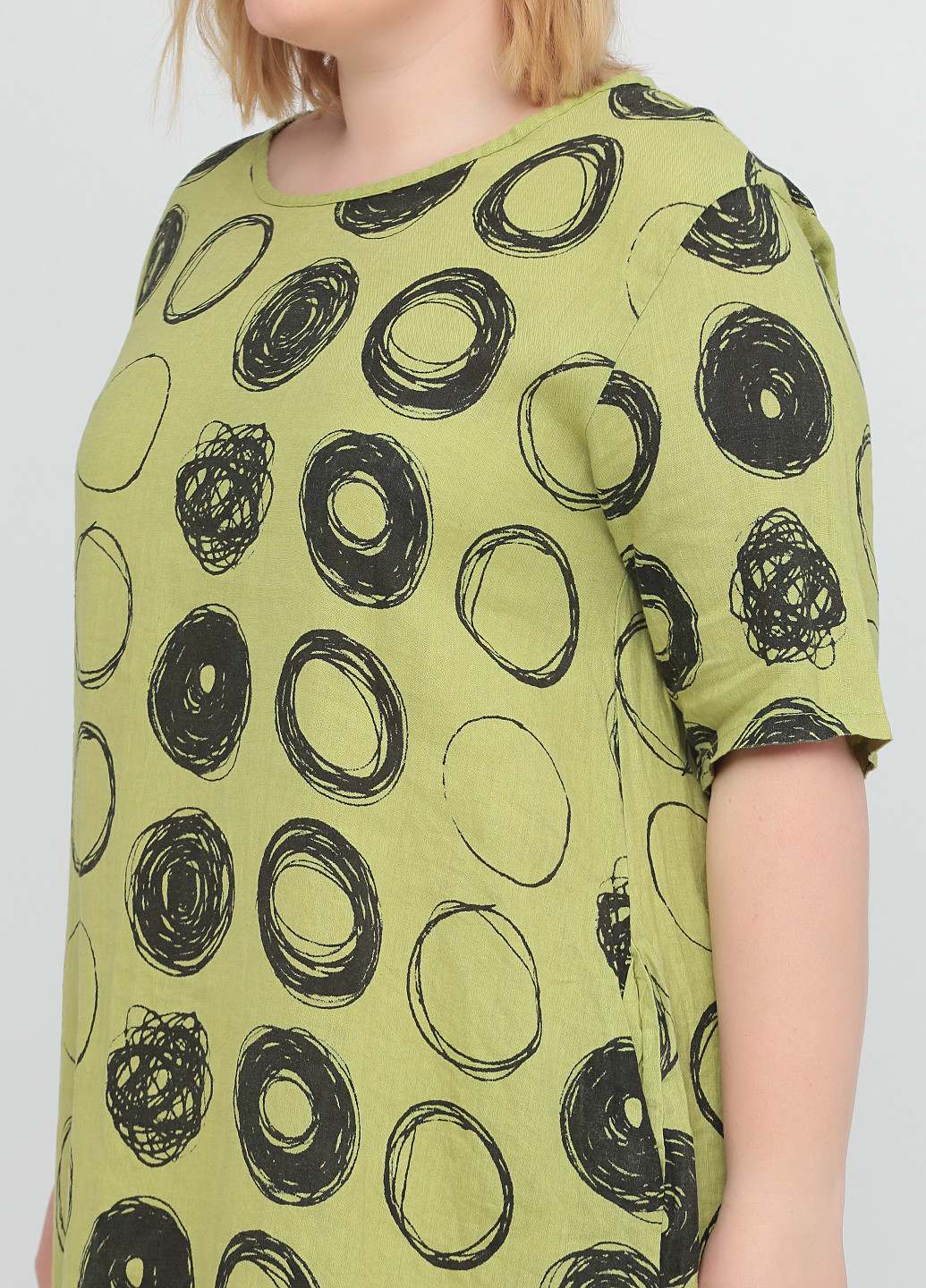 Светло-зеленое кэжуал платье а-силуэт Made in Italy с абстрактным узором