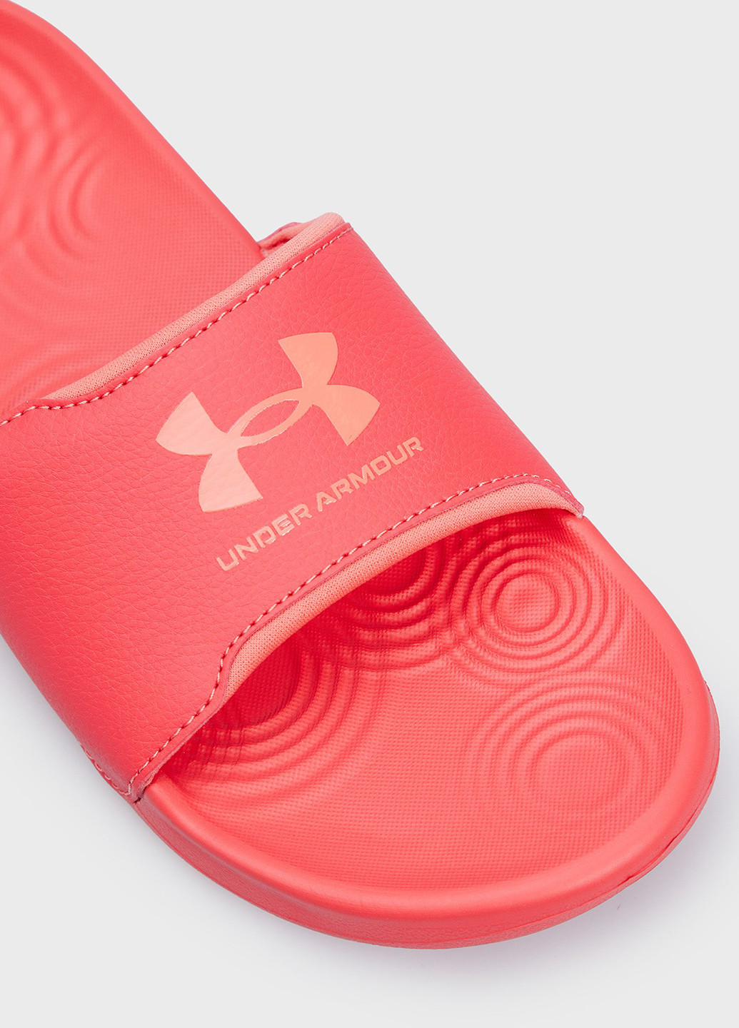 Красные шлепанцы Under Armour с логотипом