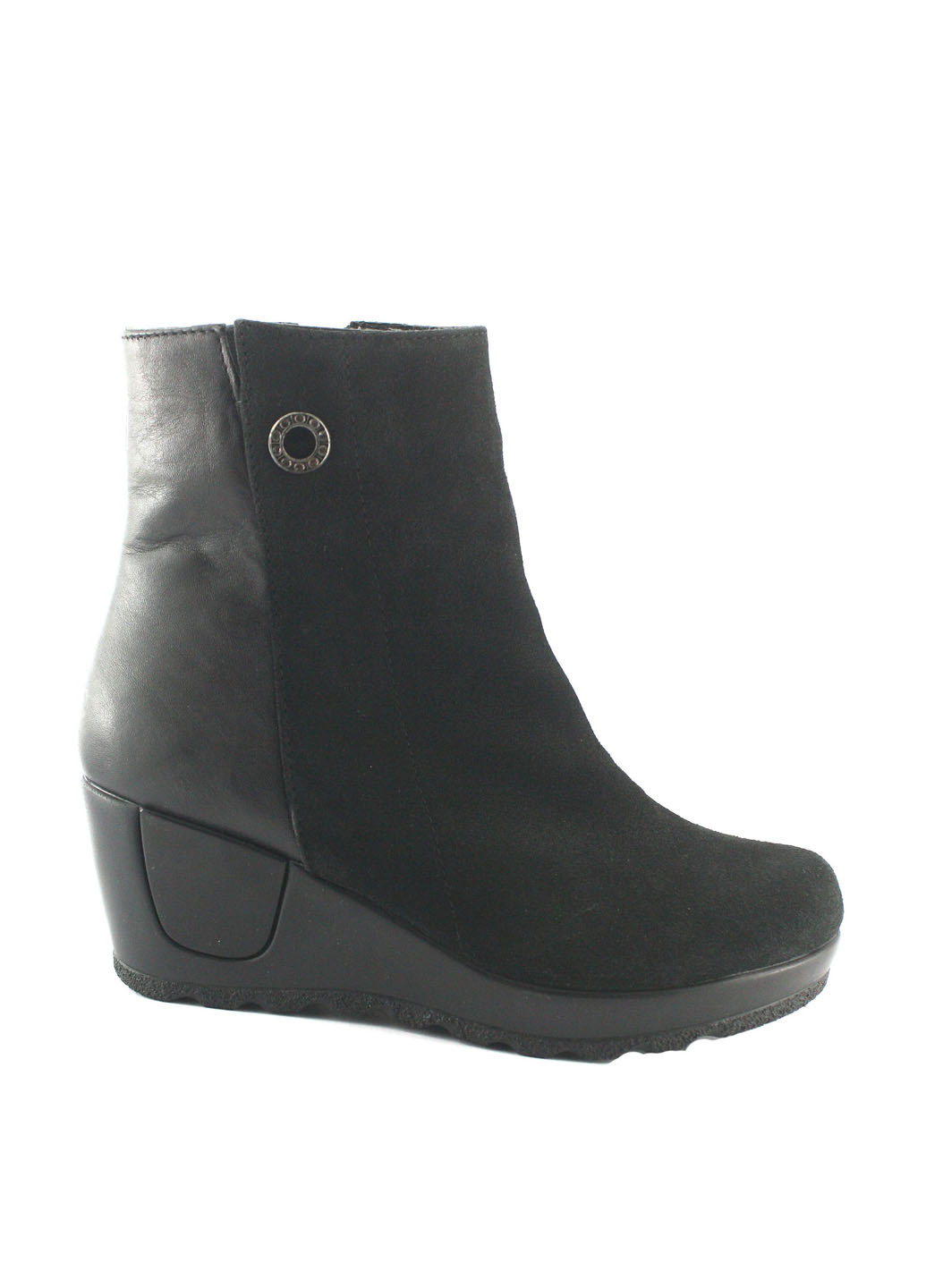 Осенние ботинки Mila из натуральной замши