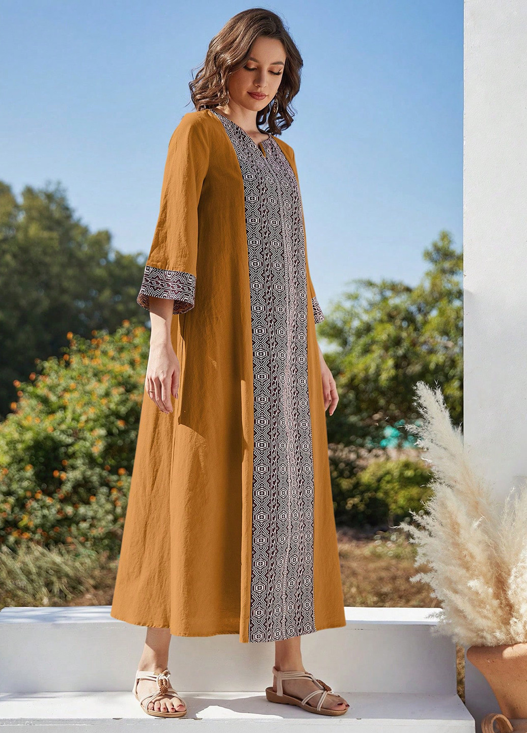 Желтое кэжуал платье оверсайз SHEIN с орнаментом