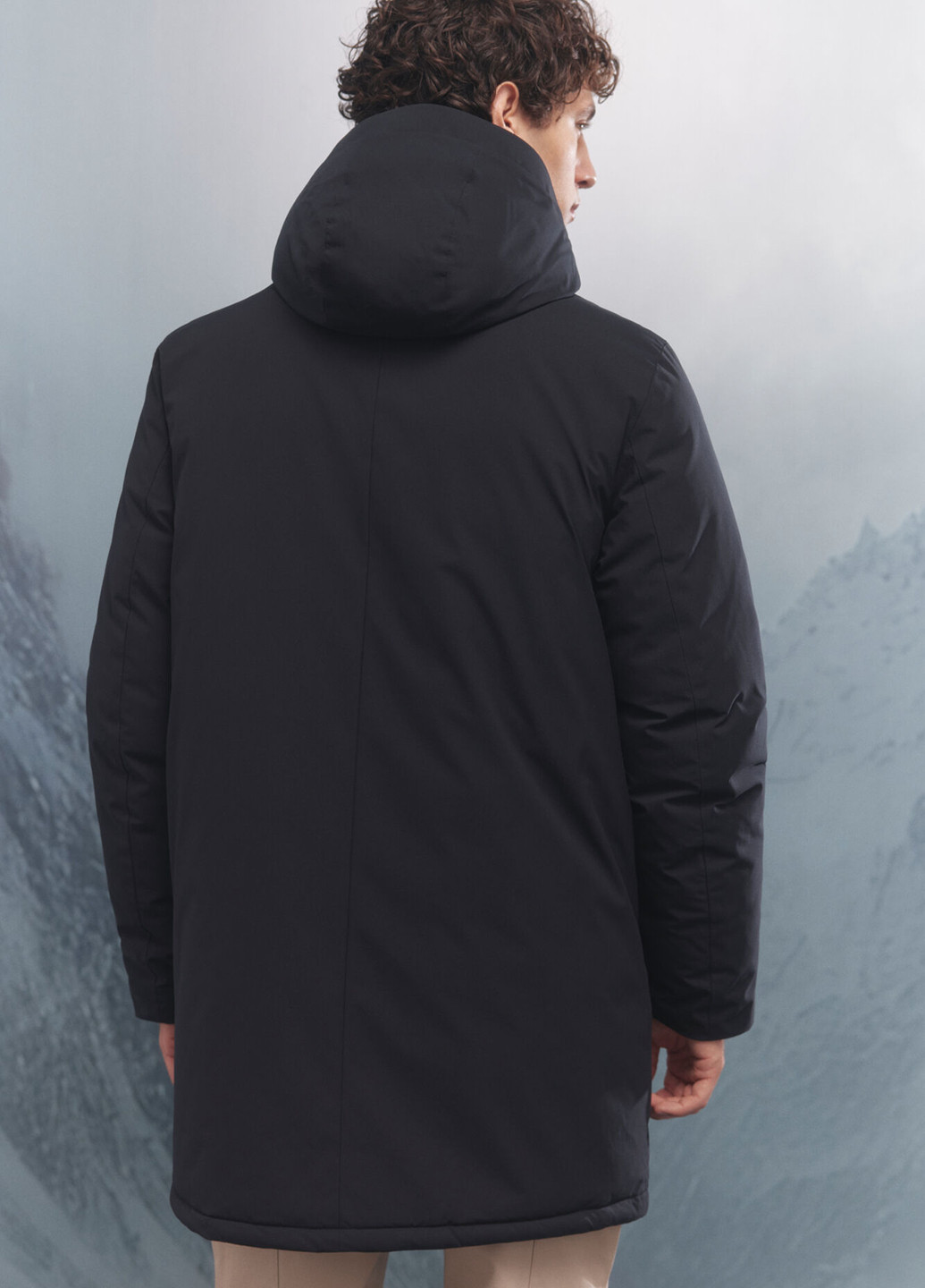 Темно-синя зимня куртка Springfield