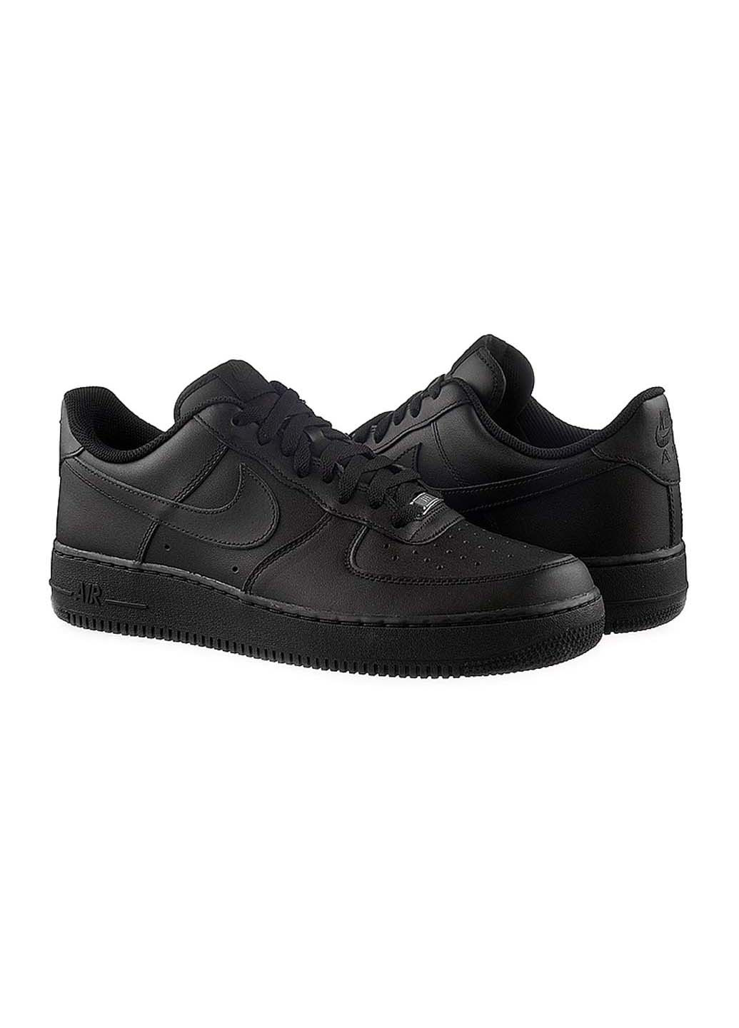 Черные демисезонные кроссовки Nike