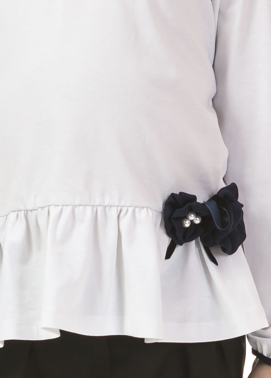 Белая однотонная блузка с длинным рукавом Kids Couture демисезонная