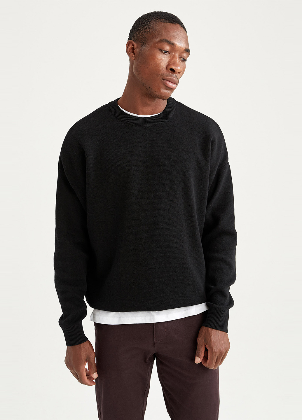 Чорний демісезонний пуловер джемпер DeFacto