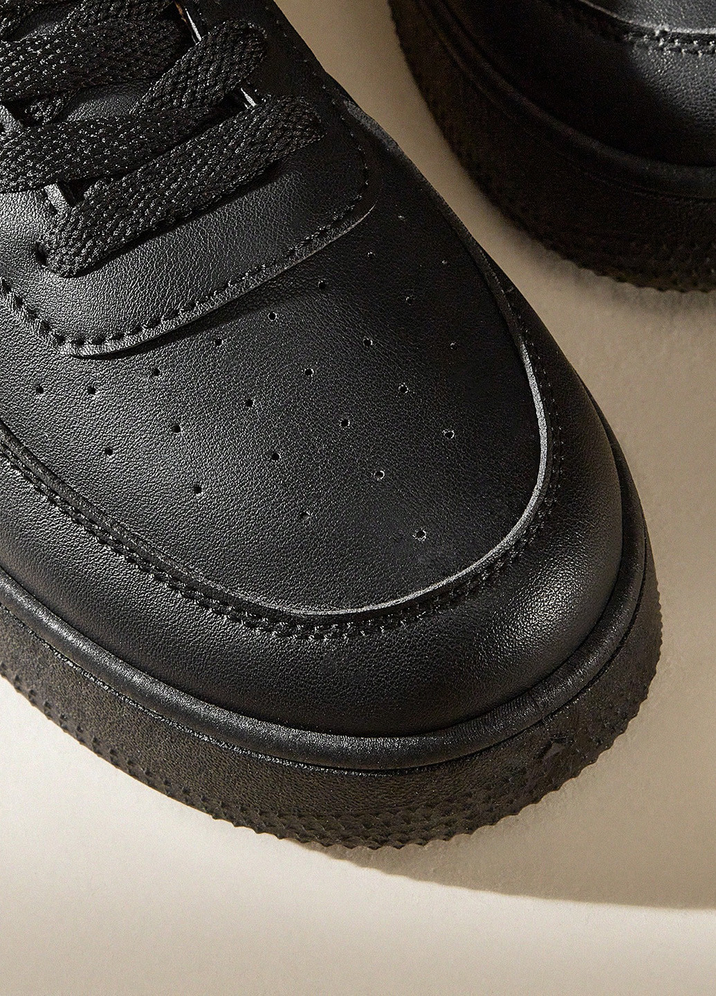 Кросівки SHEIN чорні демісезони (342067875)