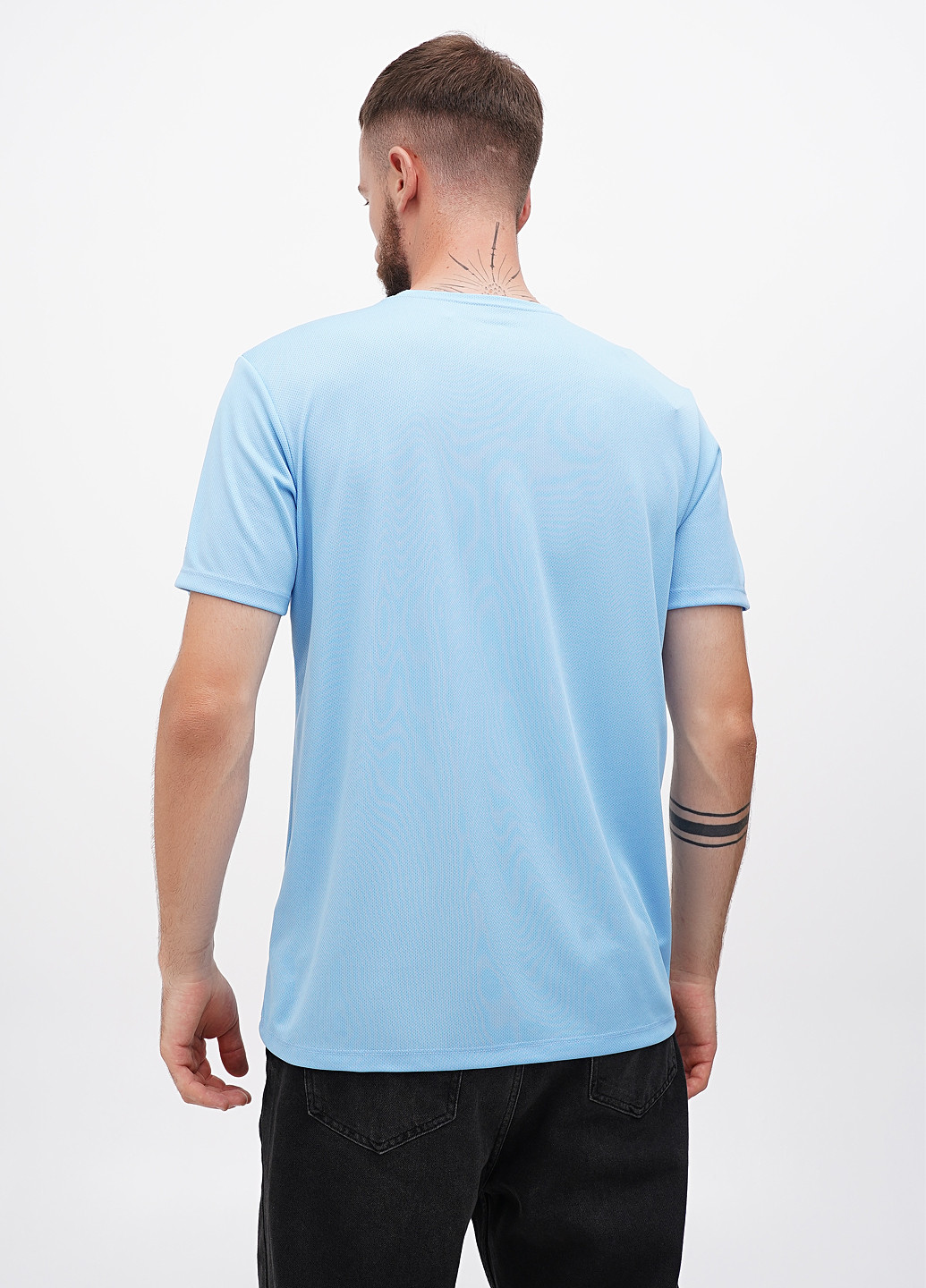 Голубая футболка Asics
