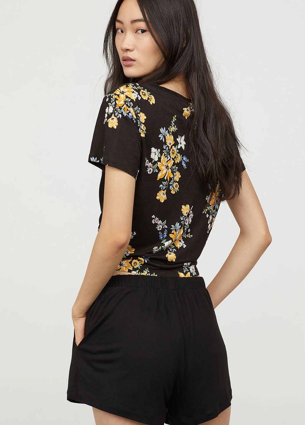 Шорти H&M (64450233)