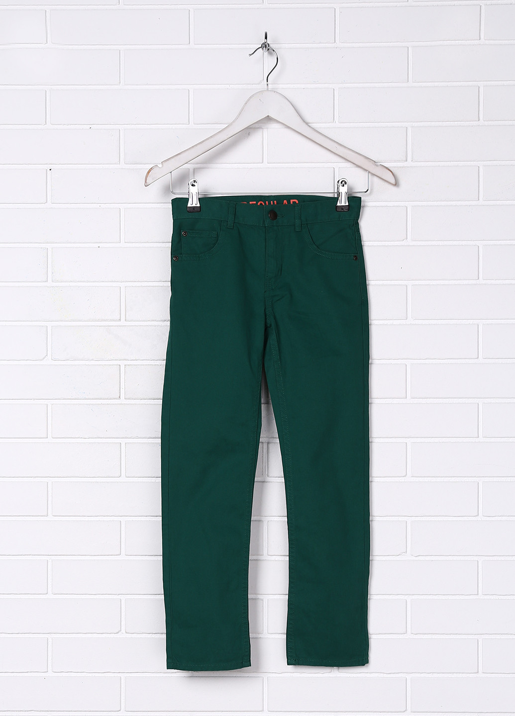 Зеленые демисезонные со средней талией джинсы H&M