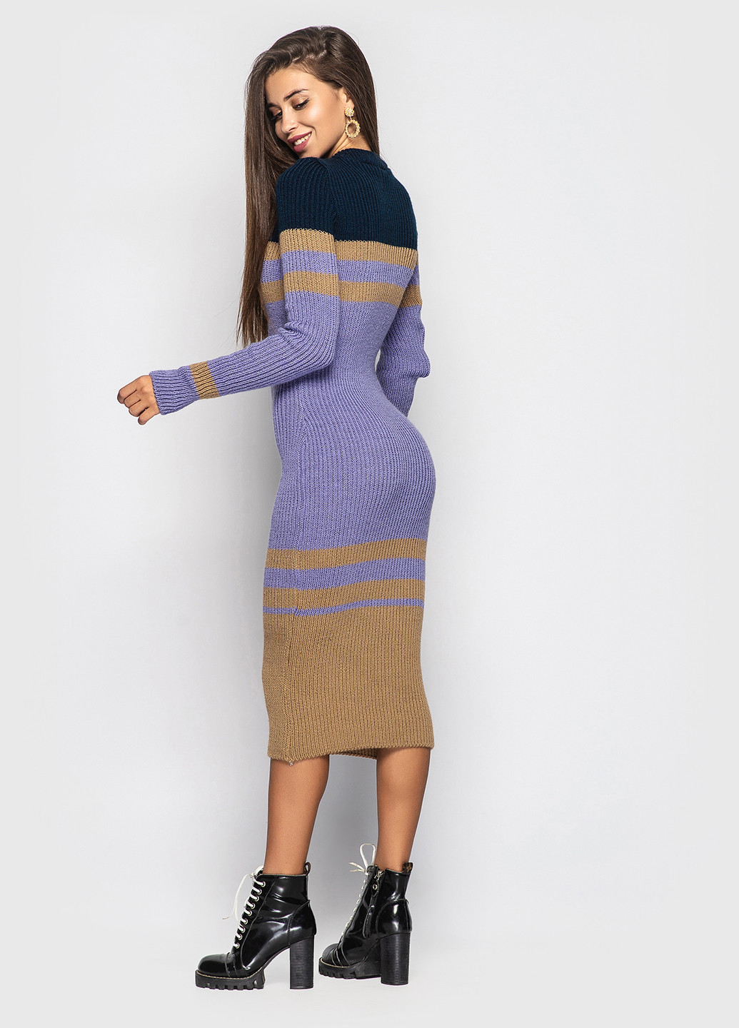 Фиолетовое кэжуал платье футляр Larionoff в полоску
