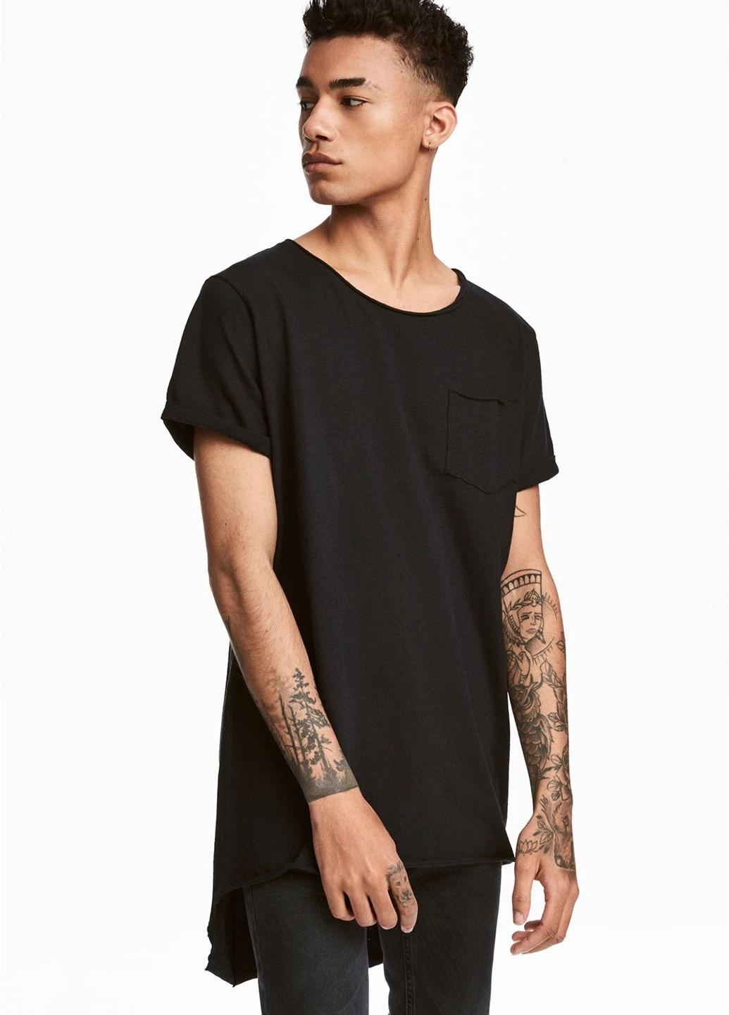 Черная футболка H&M