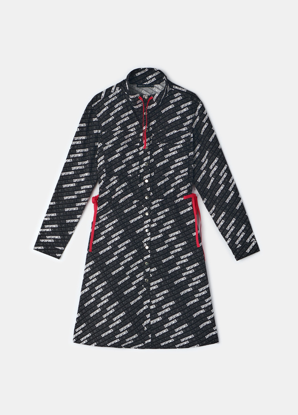 Черное кэжуал платье рубашка Mohito с надписью