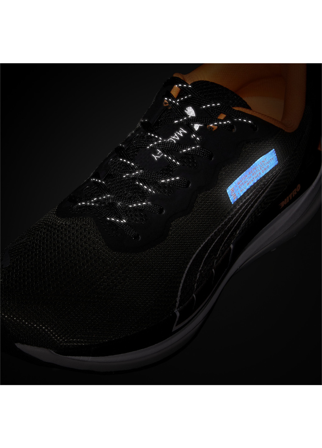 Чорні всесезон кросівки magnify nitro wtr men's running shoes Puma
