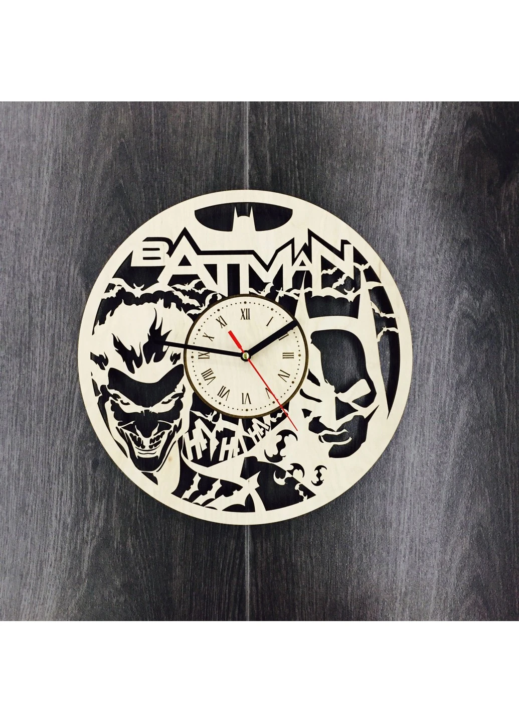 Бесшумные настенные часы «Batman» 7Arts (253566476)