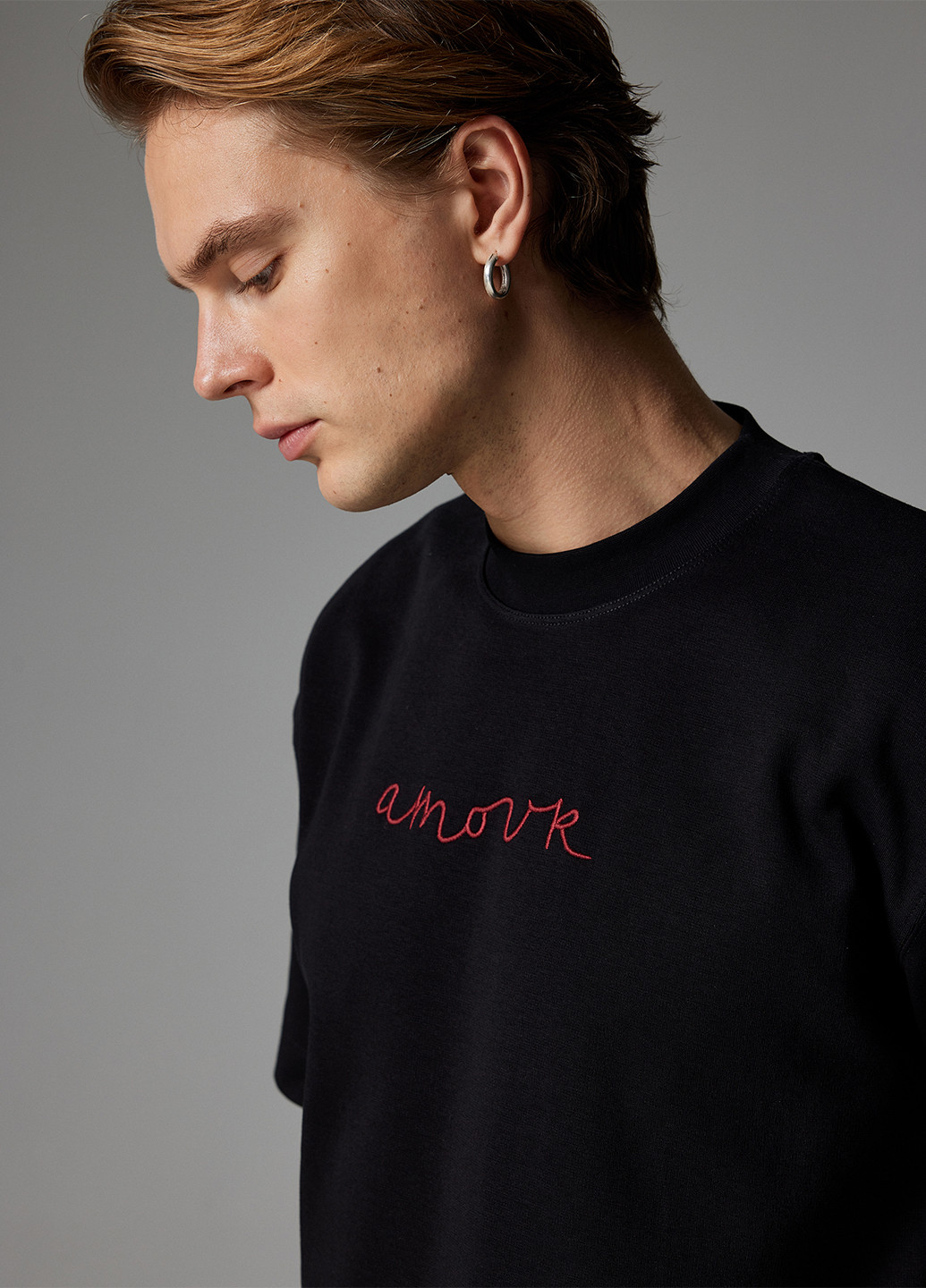 Черная футболка KOTON