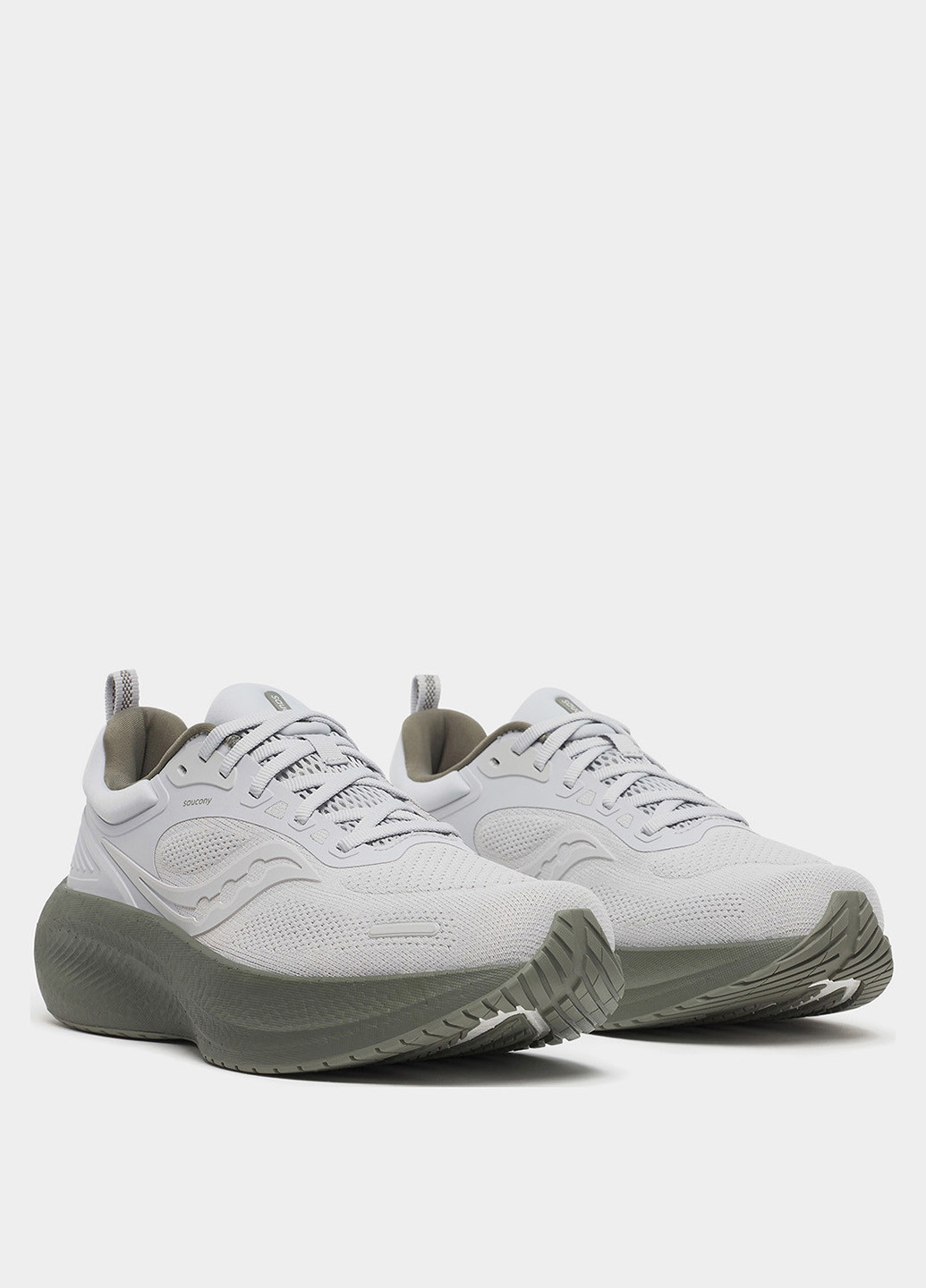 Белые всесезонные кроссовки Saucony SURGE 3