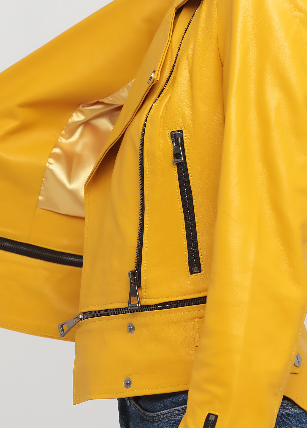Жовта демісезонна куртка шкіряна Leather Factory