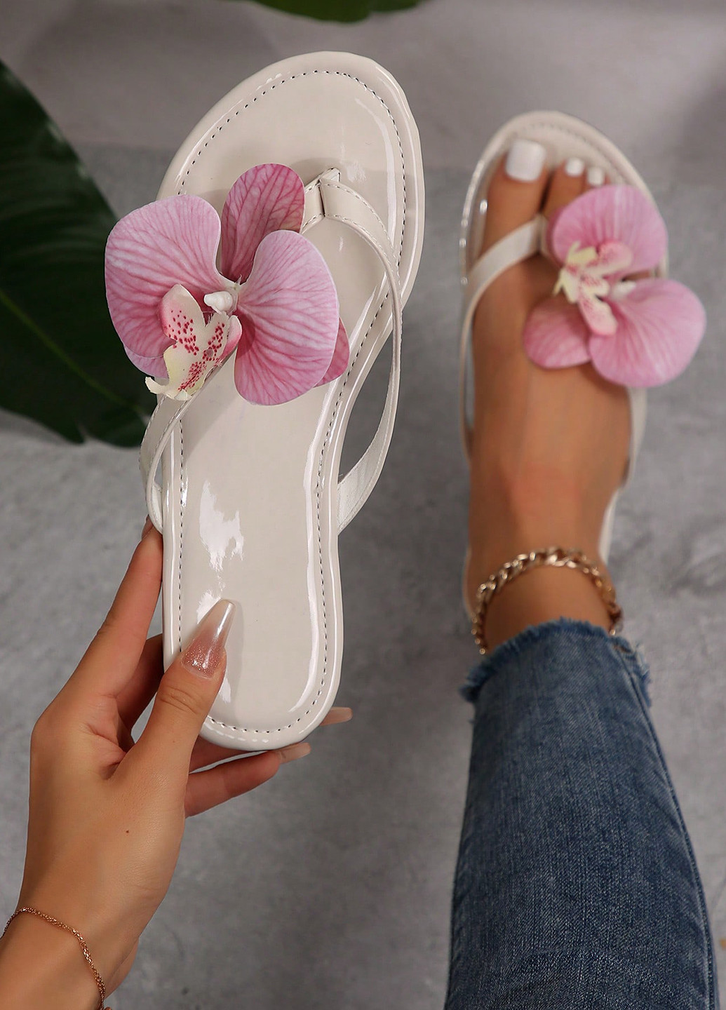 Бежевые кэжуал босоножки SHEIN с цветами