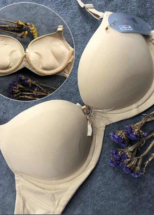 Бежевий бюстгальтер бежевий зефір гладкий 3d тройной пуш ап супер 75bc 80bc 85bc гладкий ліфчик з дуже великим пушап No Brand