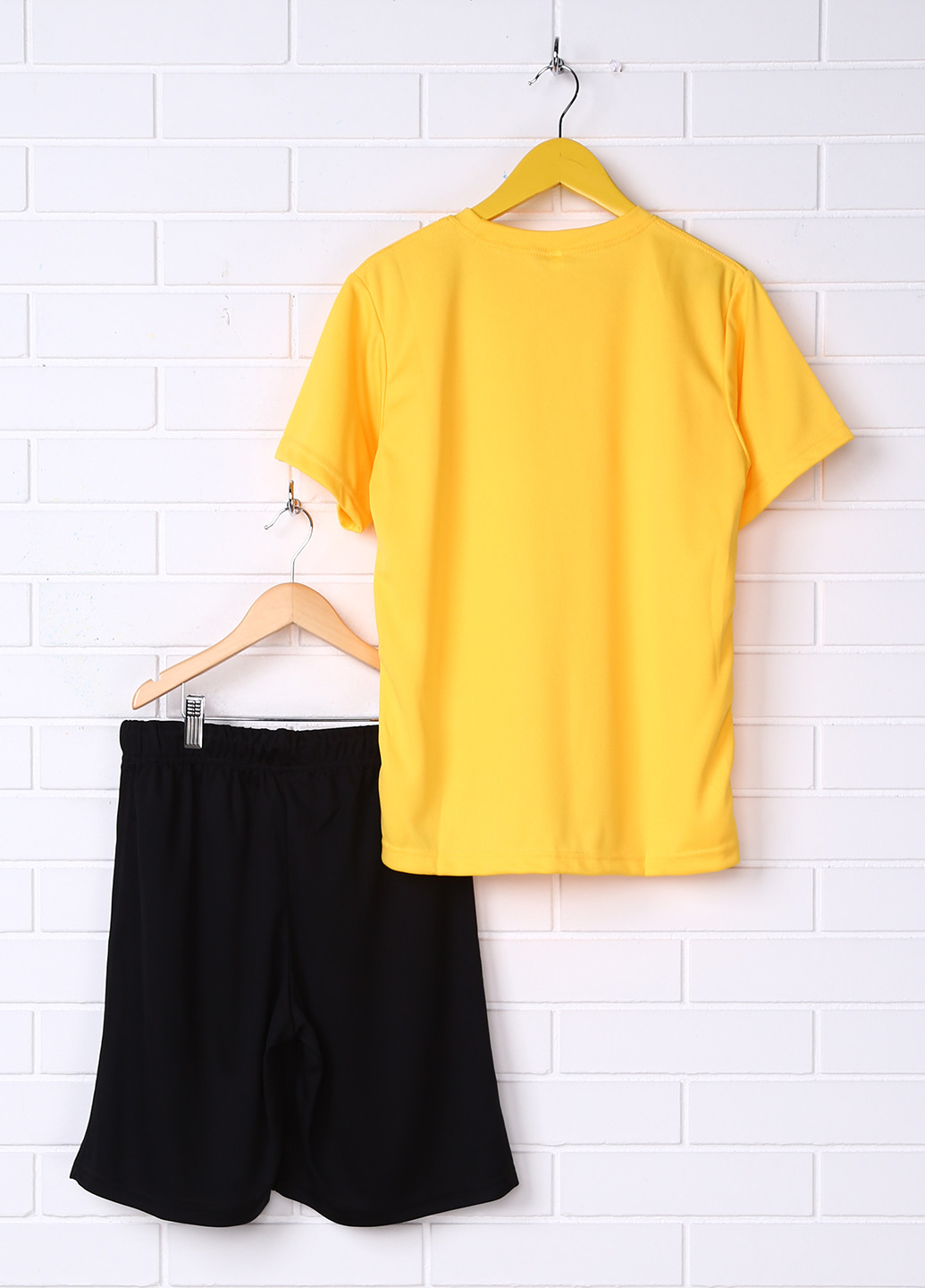 Жовтий літній комплект (футболка, шорти) Sasha