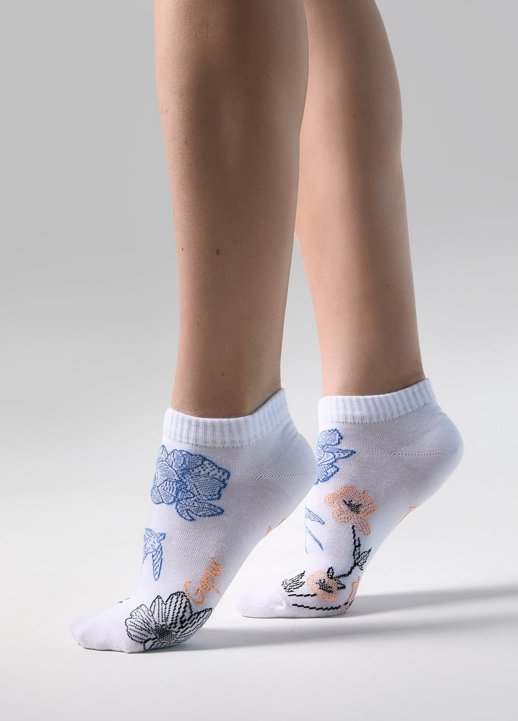 Білі шкарпетки Gepur малюнки (346046497)