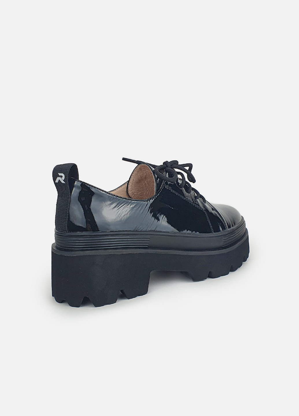 Туфлі жіночі на тракторній підошві чорні лакові Brocoli дерби (252654879)