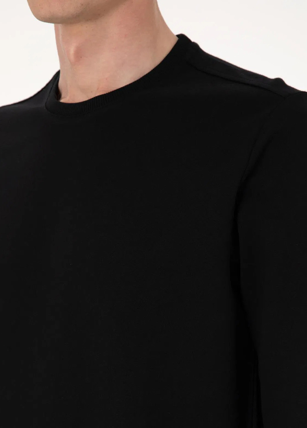 Черный свитшот Pierre Cardin однотонный без декора (366422661)