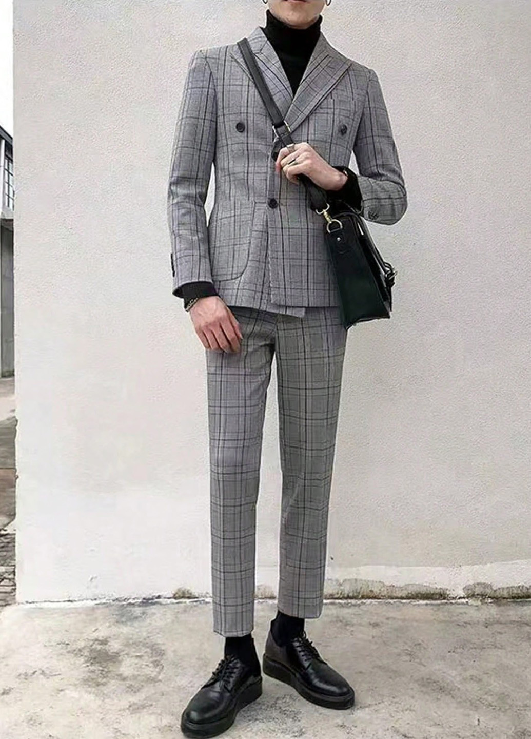 Серый демисезонный костюм (пиджак, брюки) брючный SHEIN