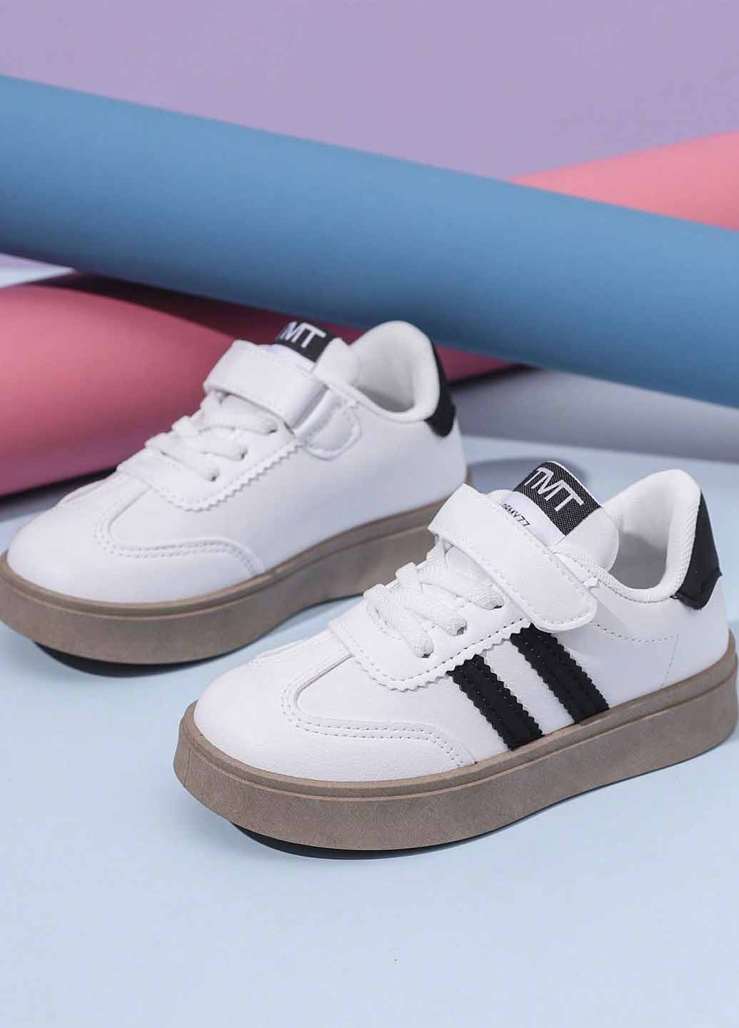 Белые демисезонные кроссовки SHEIN